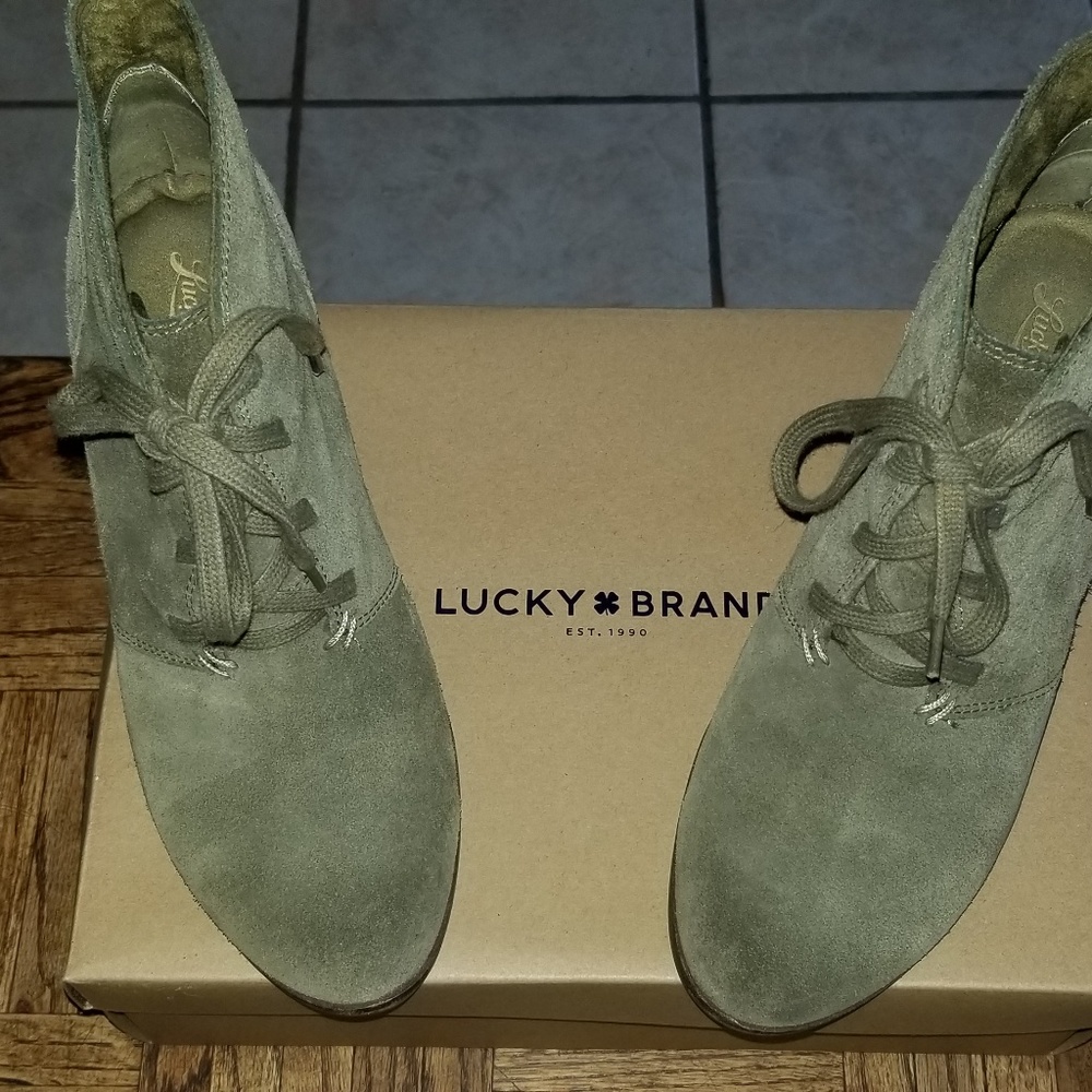 Lucky brand suede boots